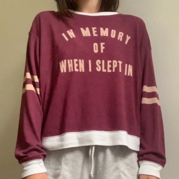 Wild fox ‘IN MEMORY OF WHEN I SLEPT IN’ Sweater - Picture 9 of 10